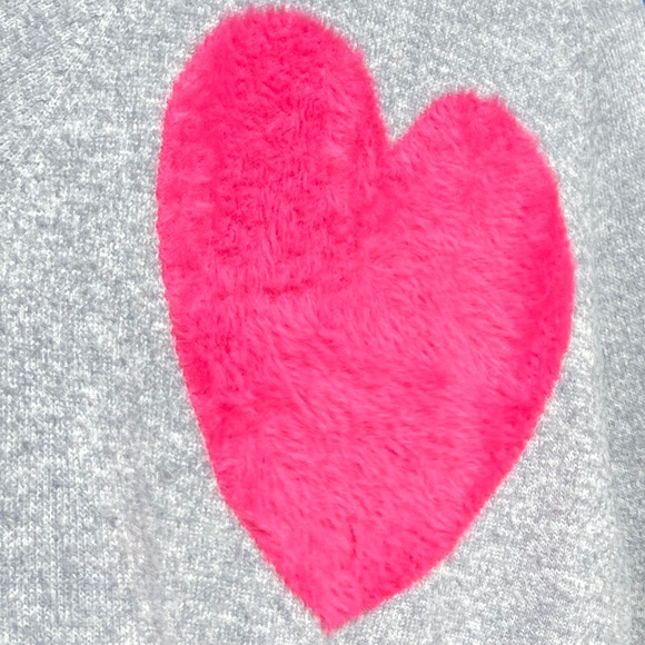 🩷🩶 L EUC Pullover sweater gray w/ pink heart Old Navy size Large - Picture 4 of 11